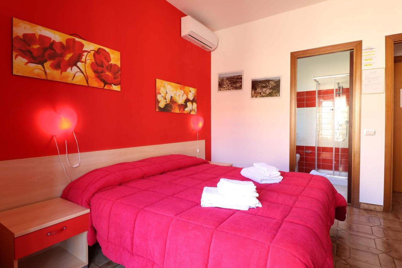 B&B Spiaggia Di Ponente Scicli Bagian luar foto