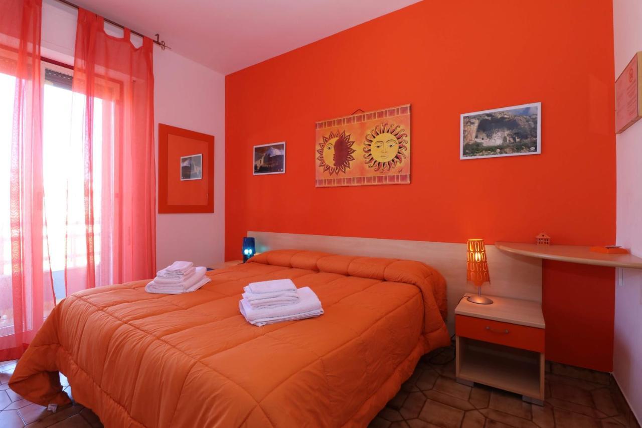 B&B Spiaggia Di Ponente Scicli Bagian luar foto