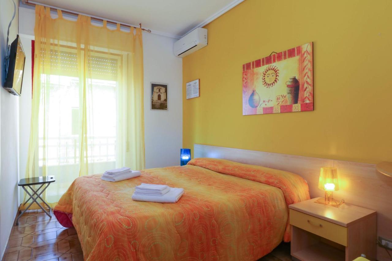 B&B Spiaggia Di Ponente Scicli Bagian luar foto