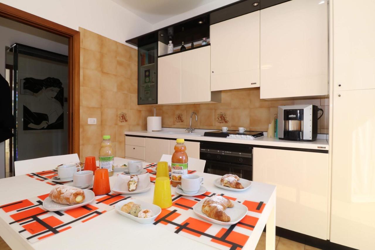B&B Spiaggia Di Ponente Scicli Bagian luar foto