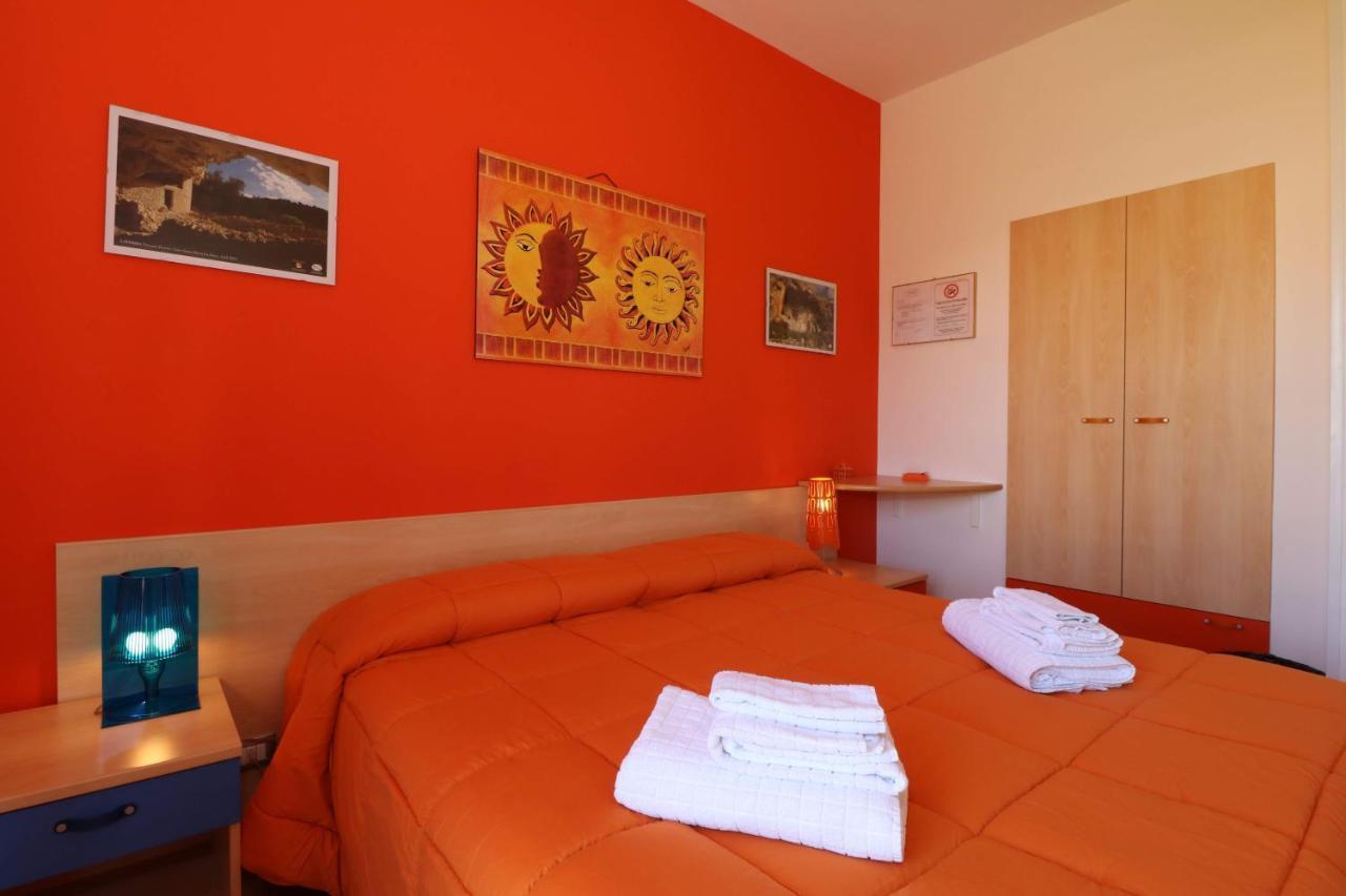 B&B Spiaggia Di Ponente Scicli Bagian luar foto